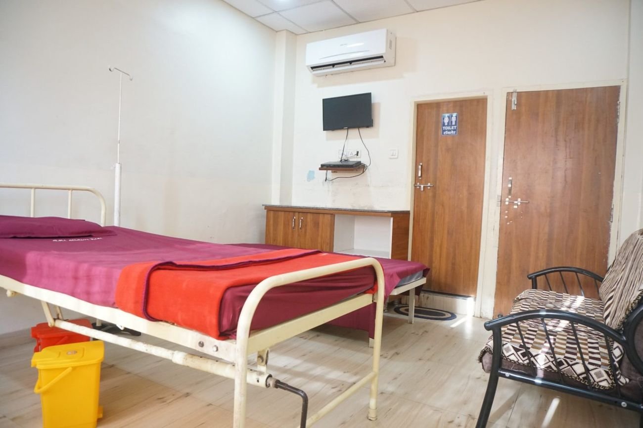 Private AC room